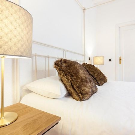 Apartamento Gran Via Terrace En Madrid Bagian luar foto