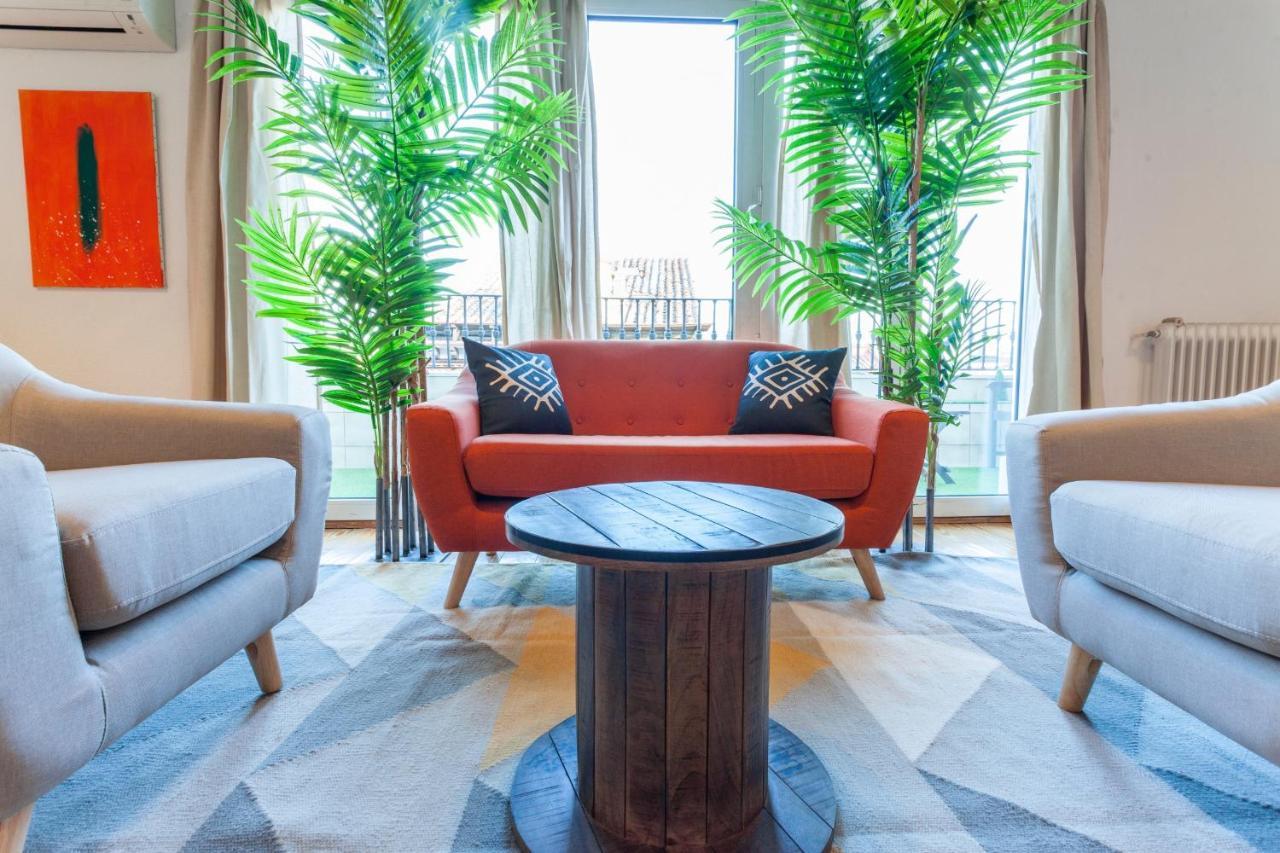 Apartamento Gran Via Terrace En Madrid Bagian luar foto