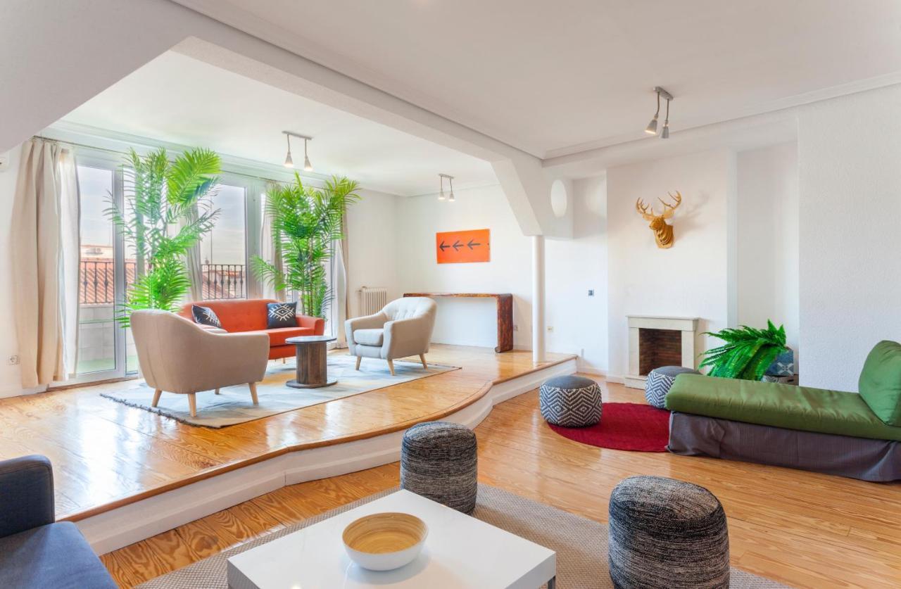 Apartamento Gran Via Terrace En Madrid Bagian luar foto